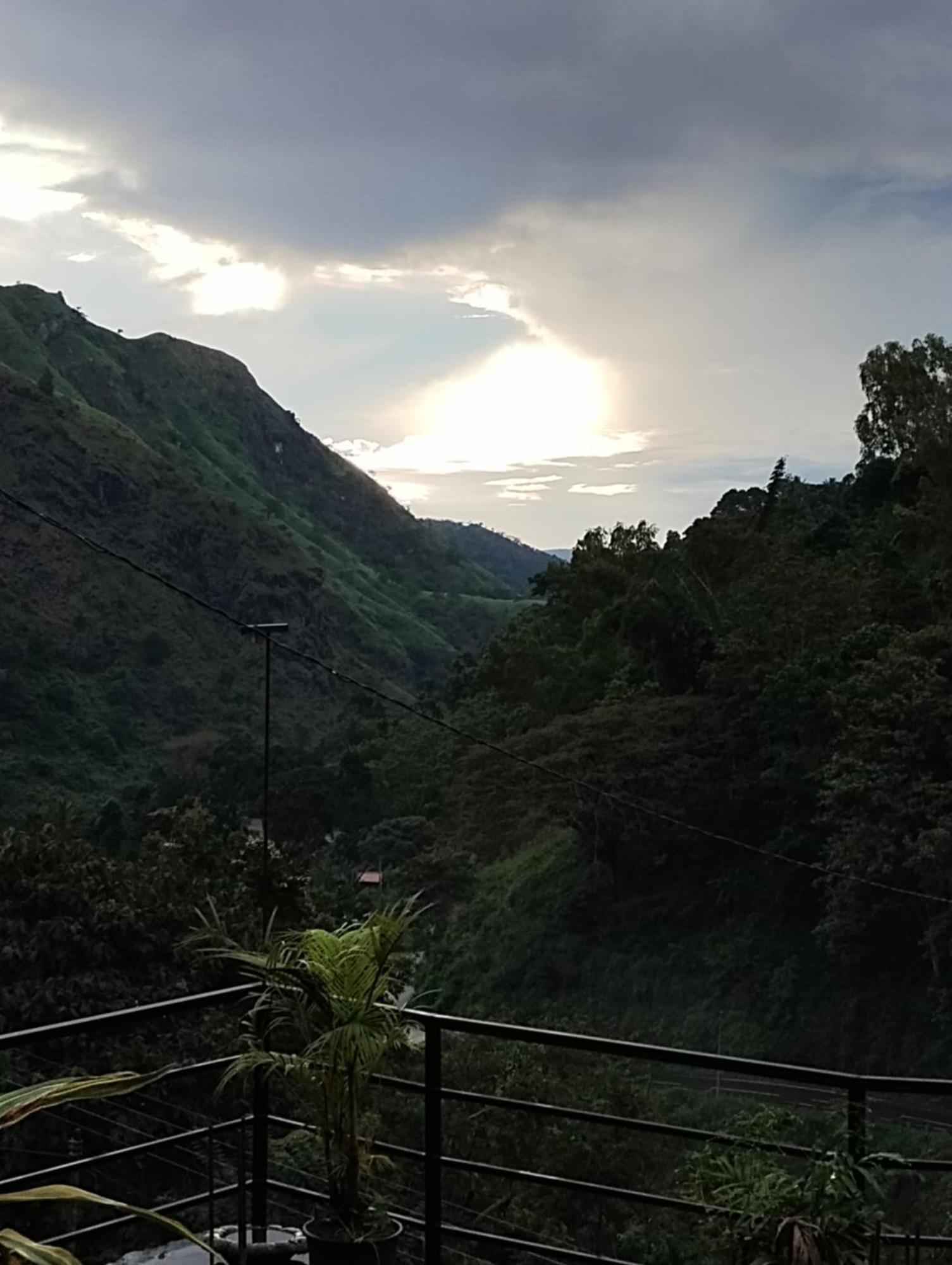 Готель Ella Lucky Panoramic Екстер'єр фото